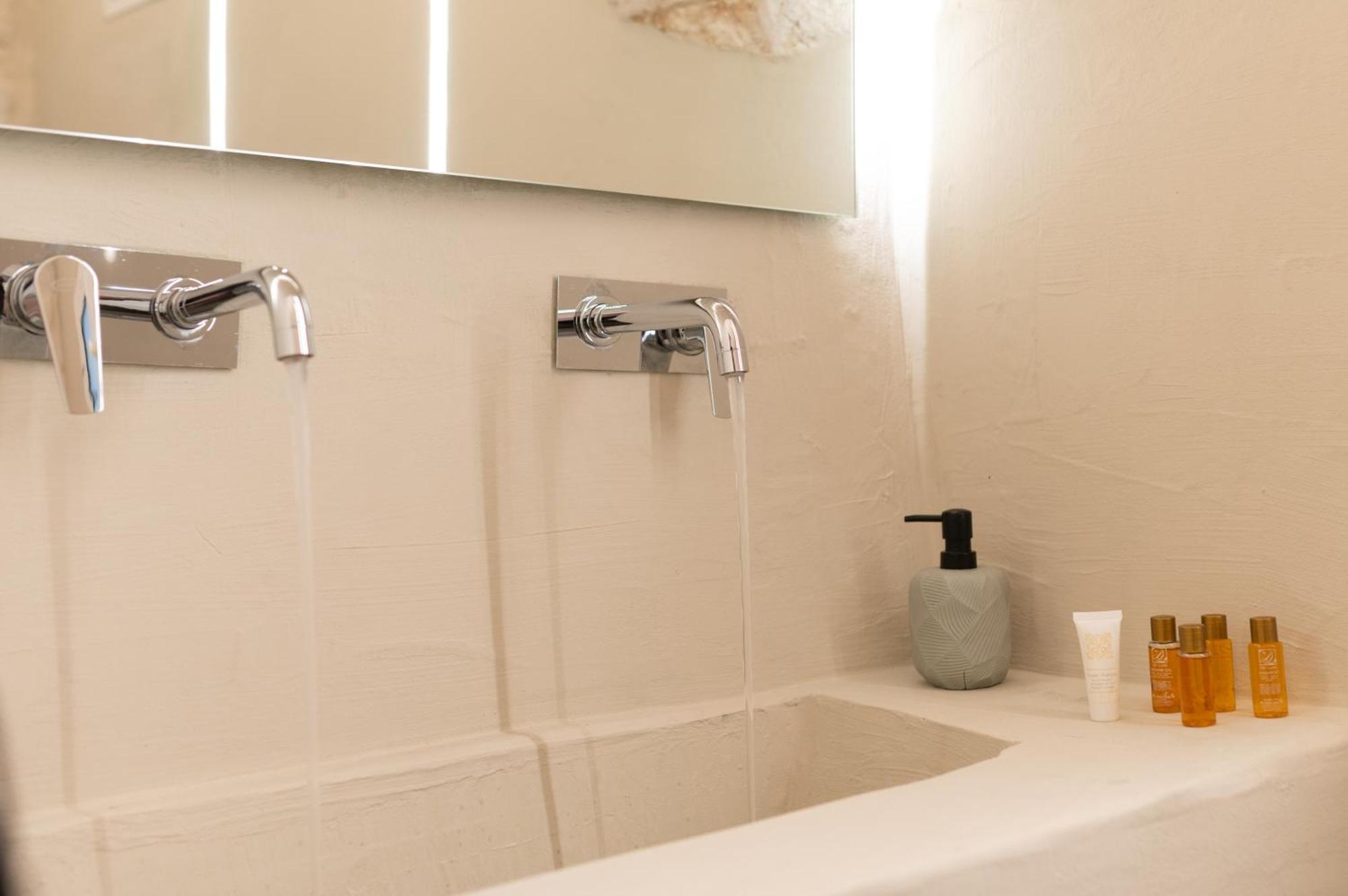 אוסטוני Malolu Luxurysuite מראה חיצוני תמונה